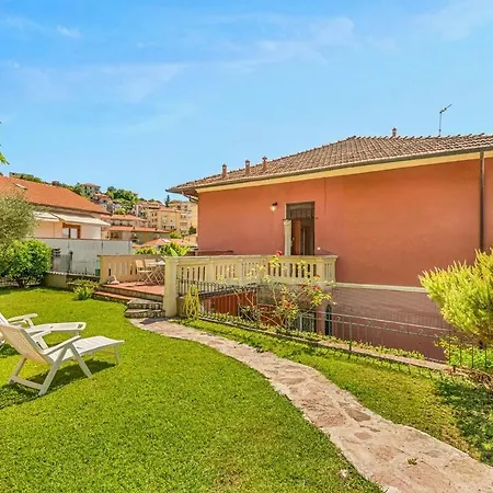 Villinoauroraxl 5terre Near The Station Apartment La Spezia